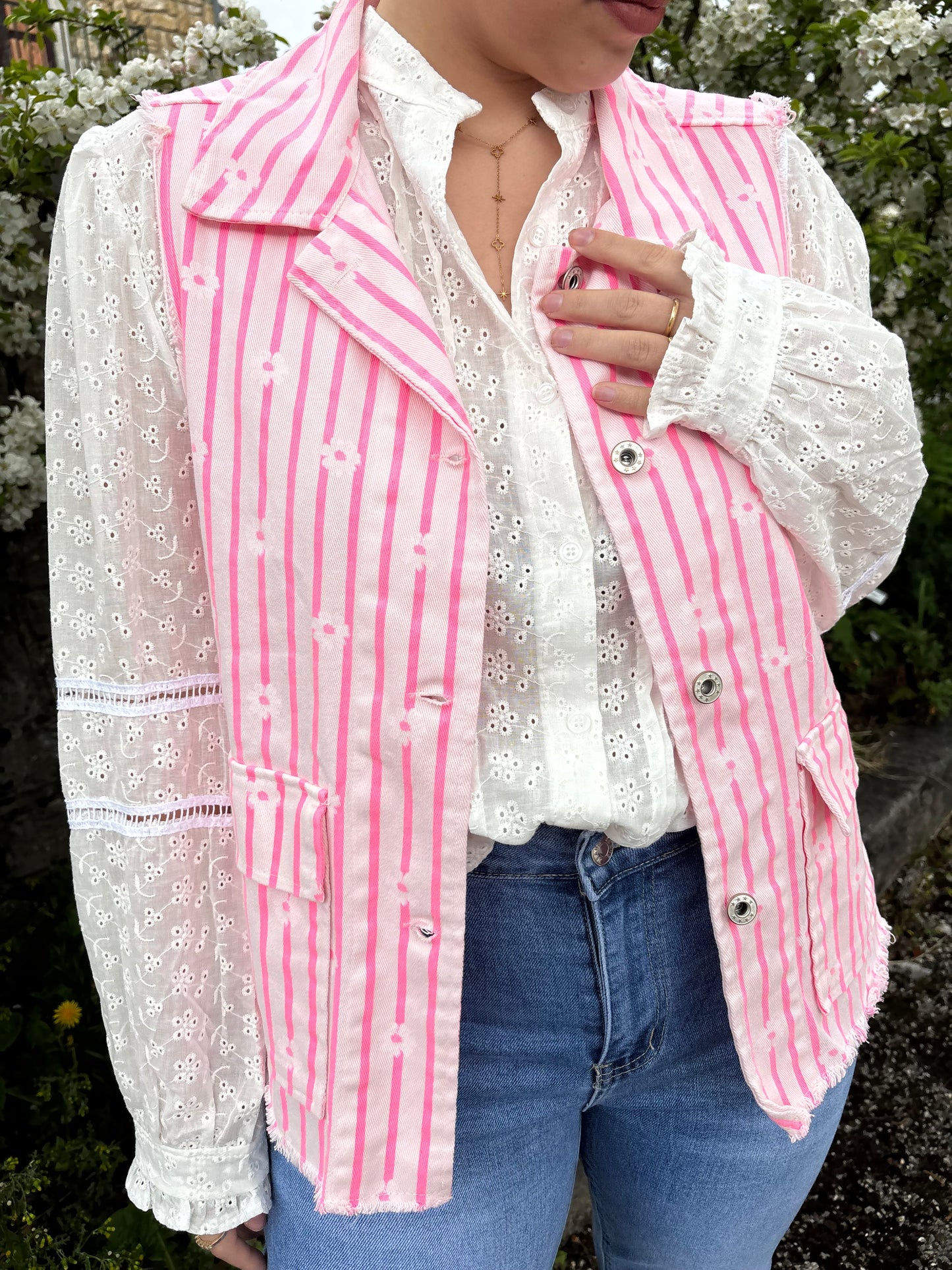 Veste Magy